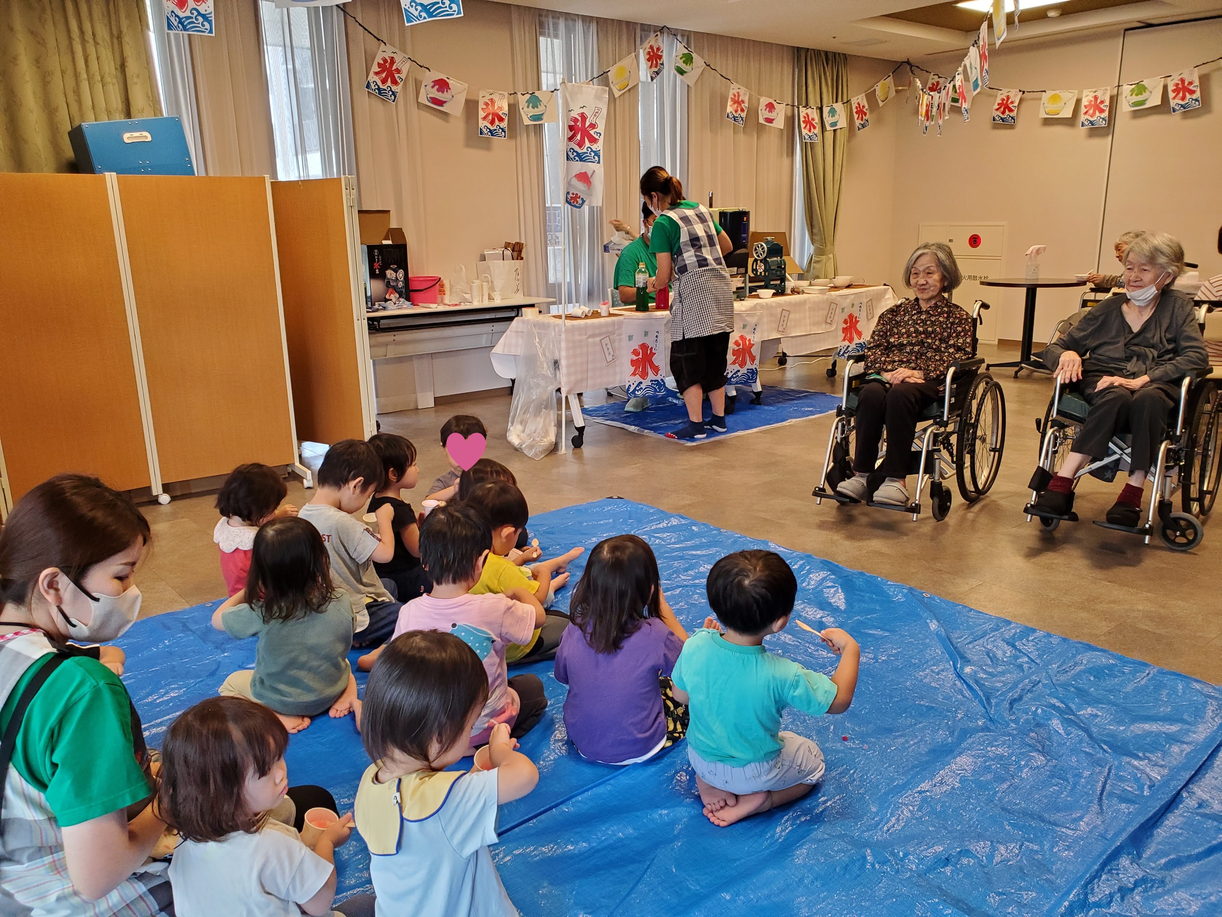 特養のおじいちゃんおばあちゃんと「かき氷イベント」